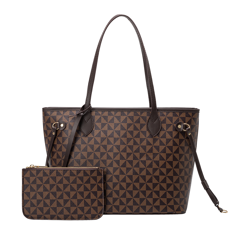 Luxury Bags That Are Vegan - Luksusowa torba typu tote na ramię