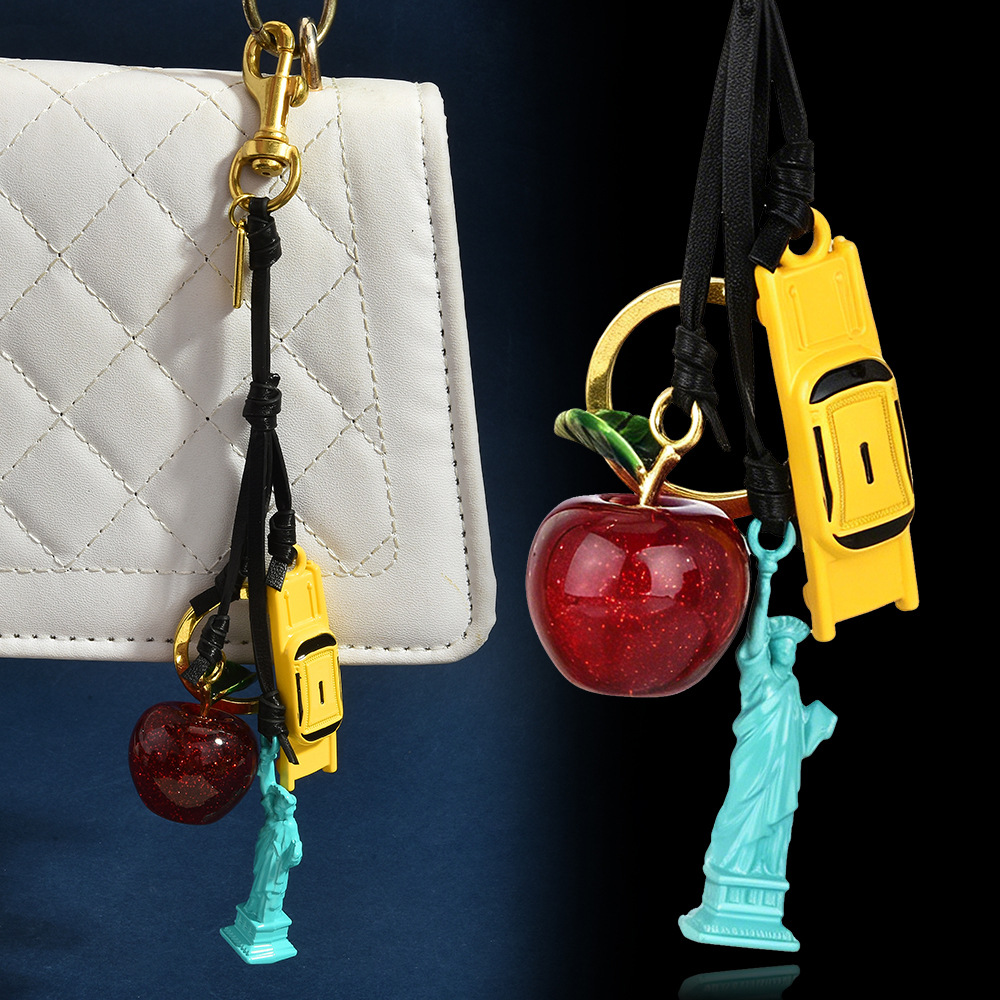 Luxury Bags New York - Brelok do torebki ze skóry z