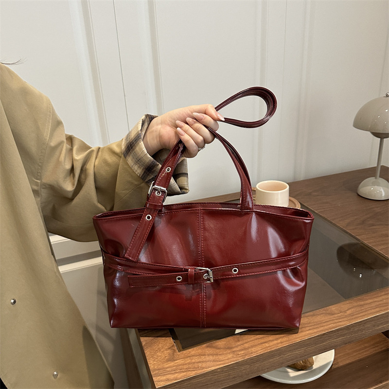 Luksusowa torebka pod pachę w  – Luxury Bags Vip recenzja i cena